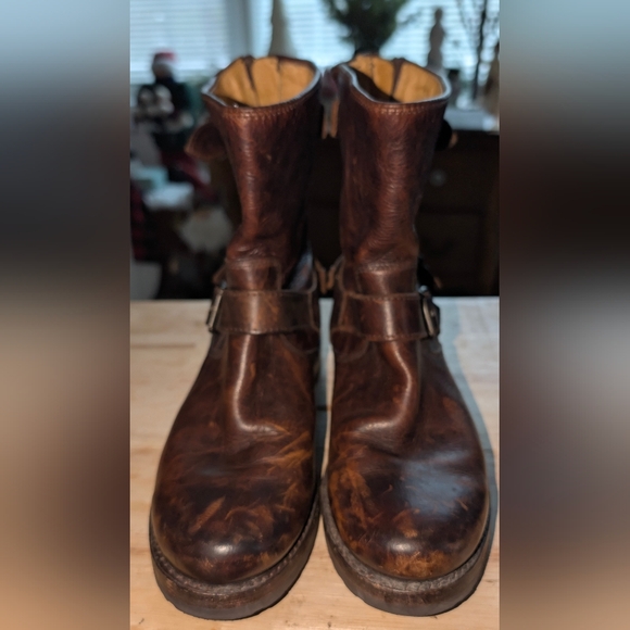 Frye Veronica Short Buckle Moto Antiqued Boots - Picture 8 of 13